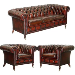 New Pamono Bordeaux Leather Chesterfield Club Sofa & Armchairs on Turned Legs, Set of 3