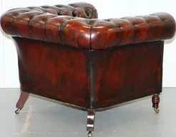 New Pamono Bordeaux Leather Chesterfield Club Sofa & Armchairs on Turned Legs, Set of 3