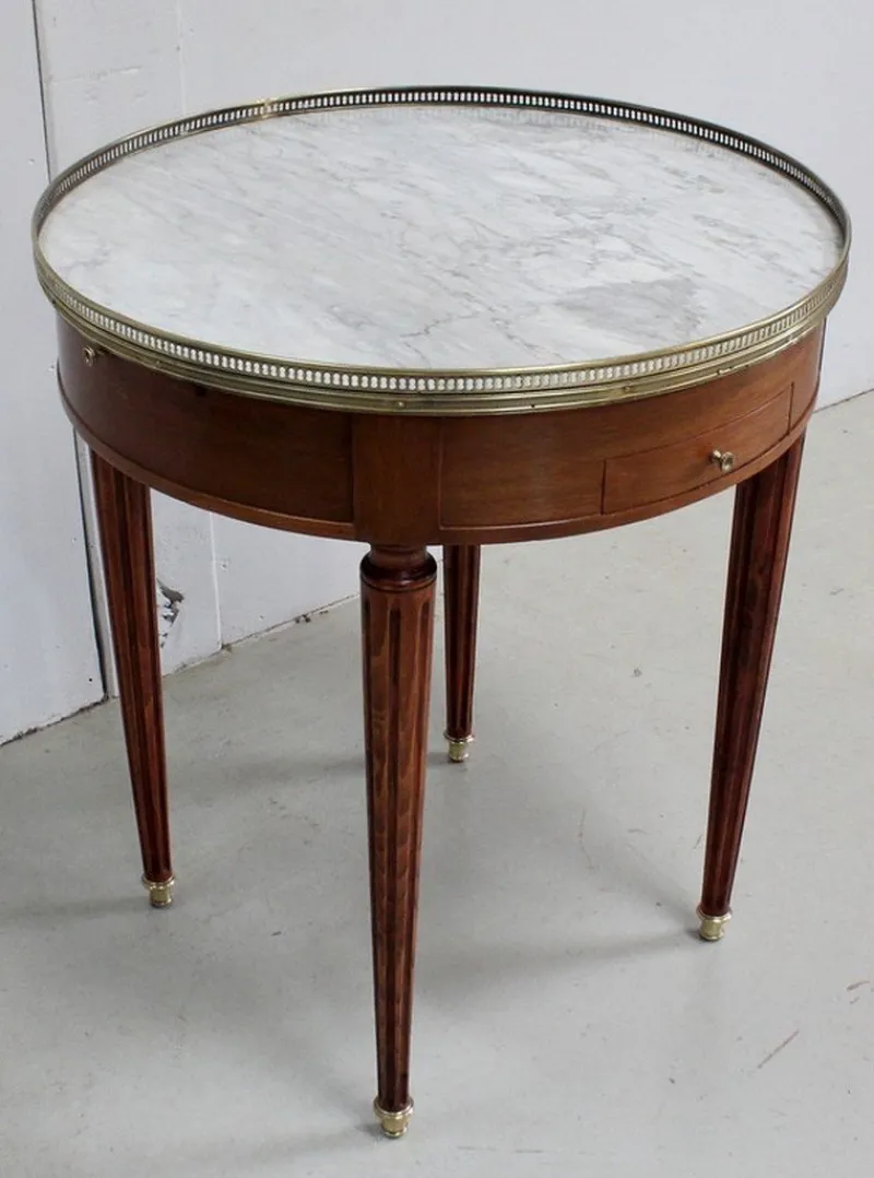 Pamono Bouillotte Table in Mahogany in the Style of Louis XVI, Early 20th Century> Console Tables