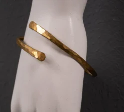 Pamono Brass Cuff Bracelet with Circles, 1980s><noscript><img width=