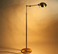 Outlet Pamono Brass Floor Lamp from Holtkötter Leuchten, 1980s