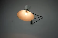 Pamono Brass Wall Lamp by Rene Mathieu for Maison Lunel, 1960s><noscript><img width=