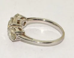 Clearance Pamono British 18 Karat White Gold Trilogy Engagement Ring with Diamond