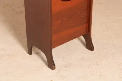 Pamono British Glasgow School Arts & Crafts Mahogany Magazine Rack, Early 20th Century><noscript><img width=