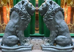 Pamono Bronze Lion Gatekeeper Statues of Medici Lions, Set of 2> Garden Accessories