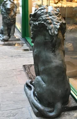 Pamono Bronze Lion Gatekeeper Statues of Medici Lions, Set of 2><noscript><img width=