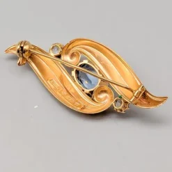 Pamono Brooch in Gold with Spinels> Brooches
