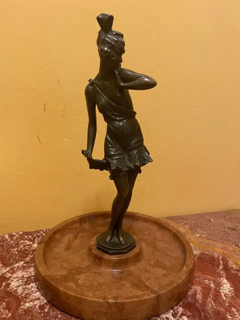 Pamono Bruno Zach, Art Deco Flapper Girl, 1920s, Bronze> Art Deco