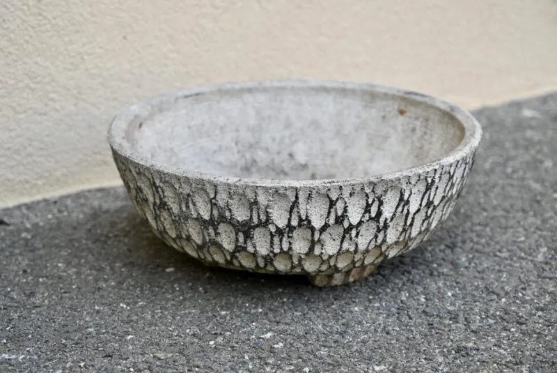 Discount Pamono Brutalist Concrete Tripod Flower Pot