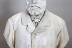 Clearance Pamono Bust of a Gentleman, 19th Century, White Marble Sculpture
