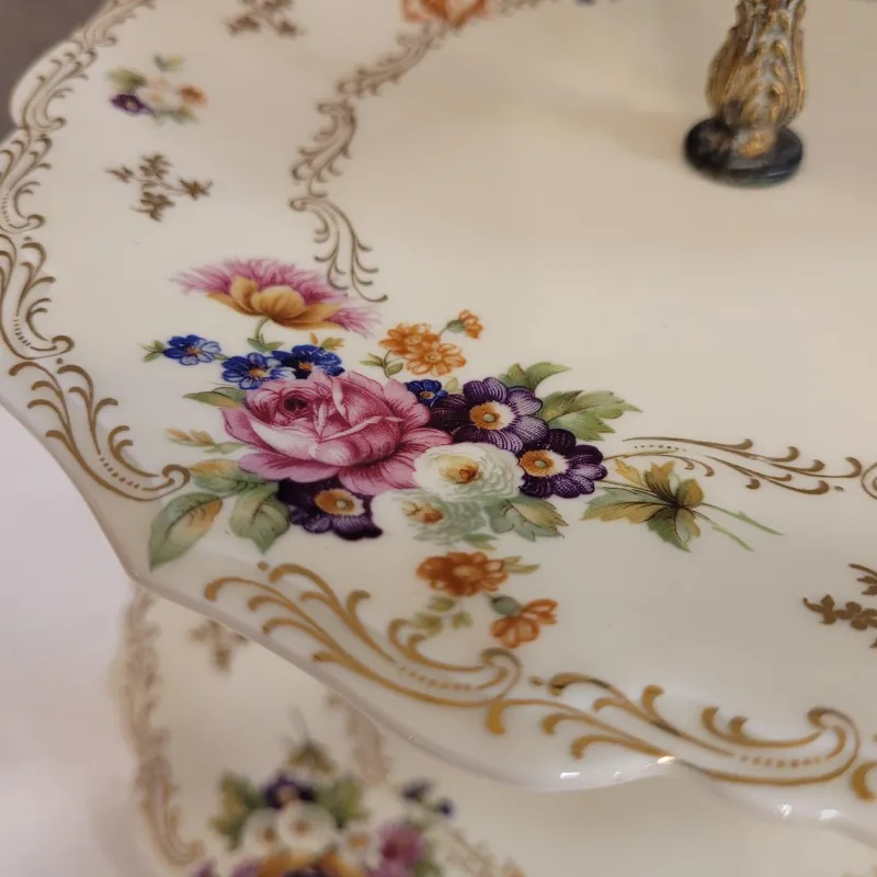 Outlet Pamono Cake Stand in Porcelain by Jammet-Seignolles for Limoges, 1920s