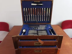 Sale Pamono Canteen of Cutlery from Community, 1890s, Set of 96