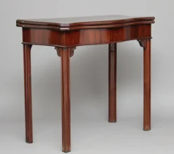 Hot Pamono Card Table, 1770s