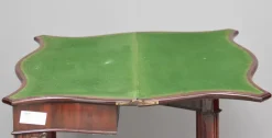 Hot Pamono Card Table, 1770s