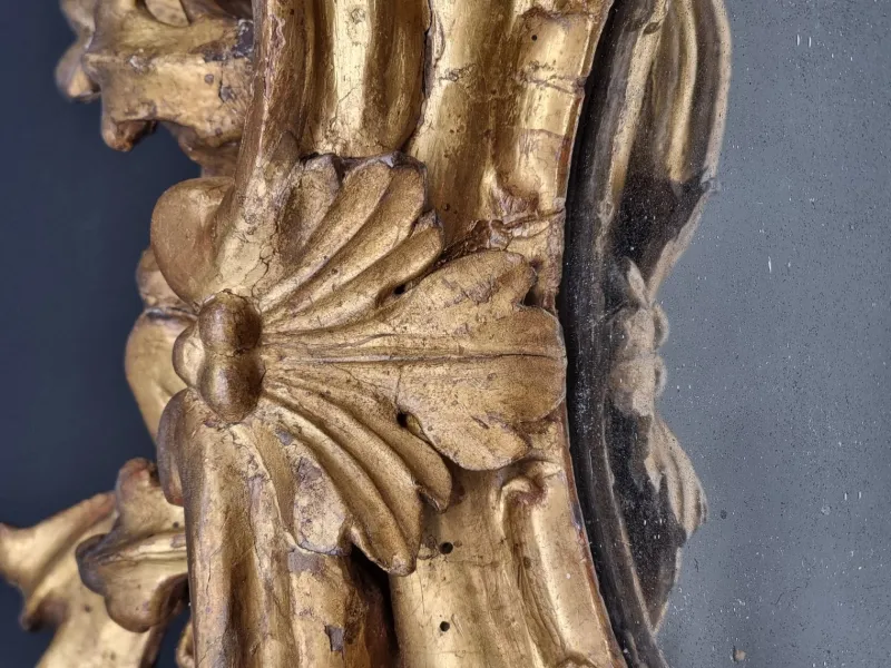 Pamono Carved and Gilded Oval Framed Mirror, 1700> Mirrors