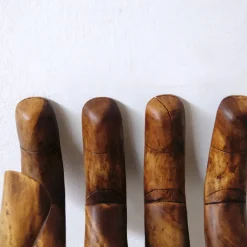 Pamono Carved Wooden Sculpture Chair in the Shape of a Hand, 1980s