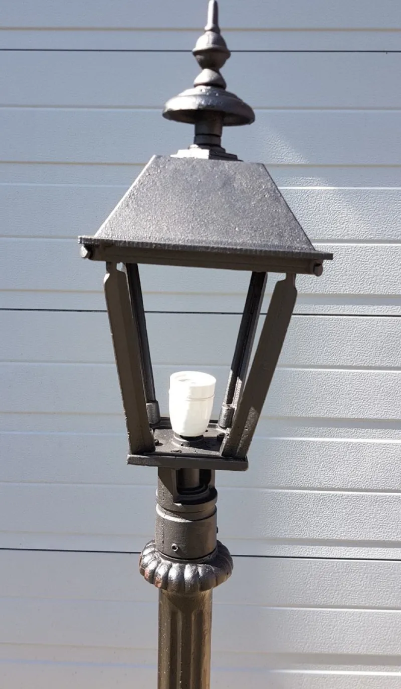 Clearance Pamono Cast Iron Lamp Post with Square Cast Iron Lantern