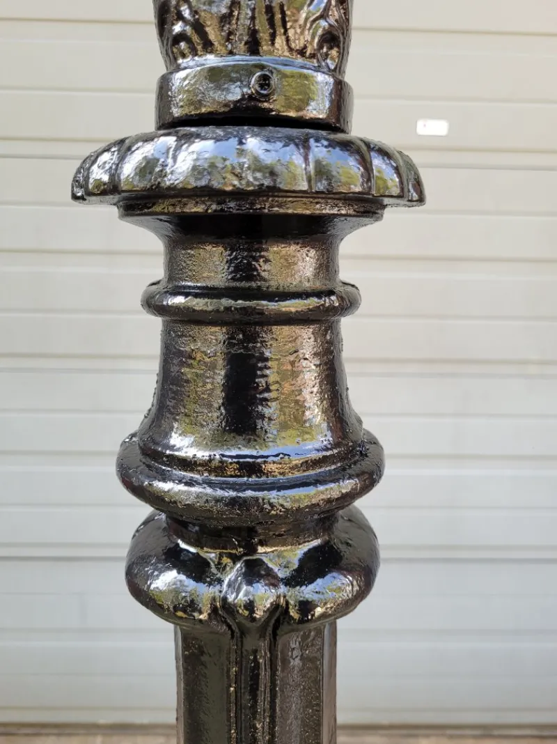 Pamono Cast Iron Lamp with Round Cast Iron Lantern> Garden Lighting