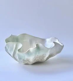 Pamono Ceramic Shell Bowl by Natalia Coleman> Decorative Objects