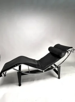 Pamono Chaise Lounge by Le Corbusier for Cassina, 1970s><noscript><img width=
