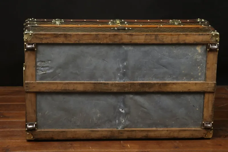 Pamono Checkerboard Trunk in Beech, Brass, Canvas and Leather> Trunks Crates & Baskets