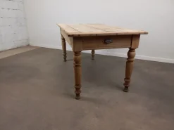 Pamono Cherry Farmhouse Table with 2 Drawers><noscript><img width=