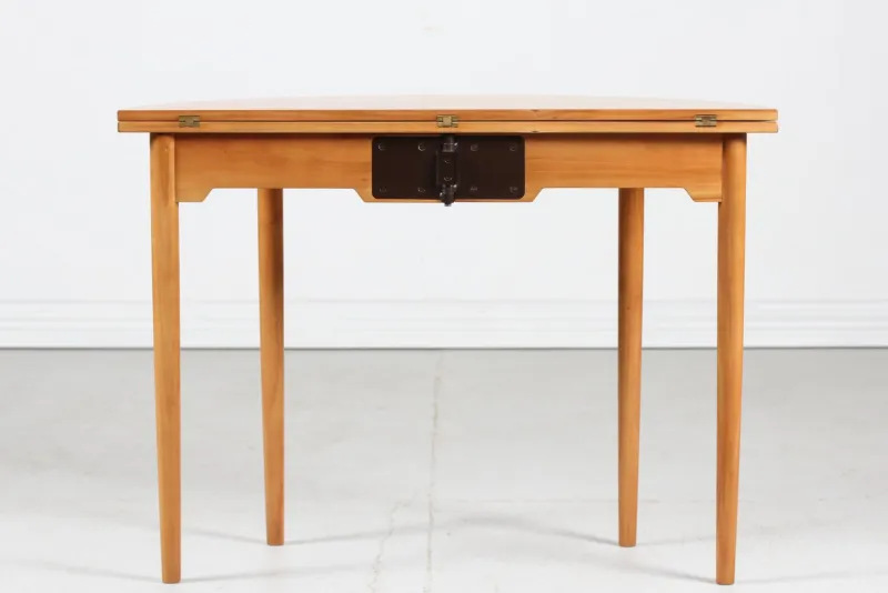 Pamono Cherrywood Card Table by Hans J. Wegner for Fritz Hansen A/S, Denmark, 1968> Game Tables
