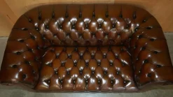 Pamono Chesterfield Two-Seater Sofa in Brown Leather, 1920s><noscript><img width=