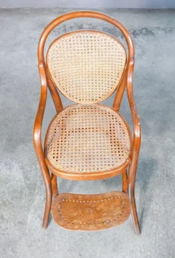 Sale Pamono Childrens High Chair in Beech Wood from Thonet
