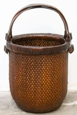 Pamono Chinese Fisherman's Basket, Early 1900s> Trunks Crates & Baskets