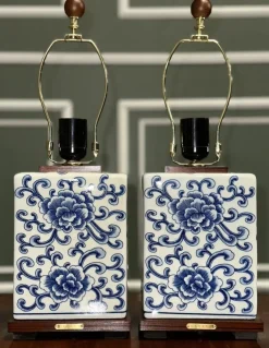 Pamono Chinese Style Blue and White Porcelain Table Lamps from Ralph Lauren, Set of 2><noscript><img width=
