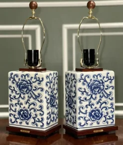 Pamono Chinese Style Blue and White Porcelain Table Lamps from Ralph Lauren, Set of 2><noscript><img width=