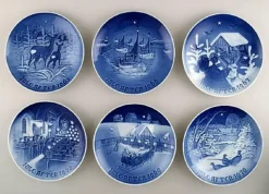 Hot Pamono Christmas Plates from Bing & Grondahl, 1950s, Set of 21