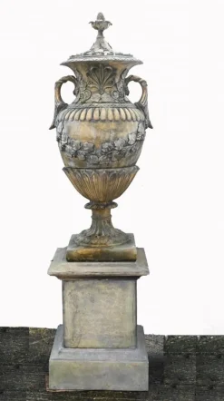 Discount Pamono Classical English Amphora Stone Garden Vases, Set of 2