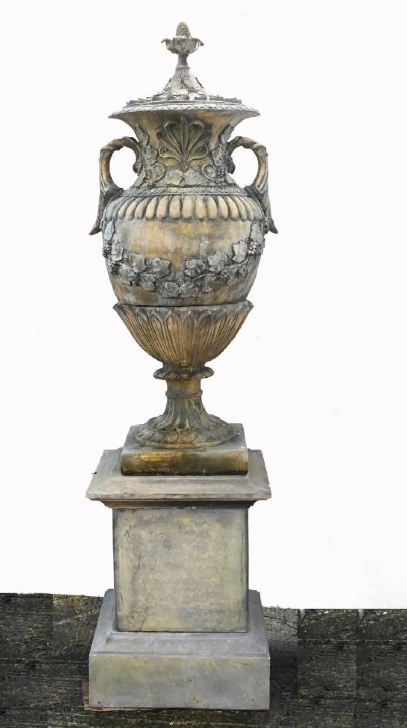 Discount Pamono Classical English Amphora Stone Garden Vases, Set of 2