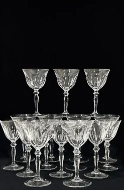 Pamono Clear Crystal Cut Wine Glasses from Peill & Putzler, Germany, 1970s> Glassware