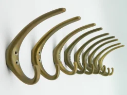 Pamono Coat Hooks in Brass by Franz Hagenauer for Werkstätte Hagenauer Wien, 1950s, Set of 9> Racks, Hooks & Valets