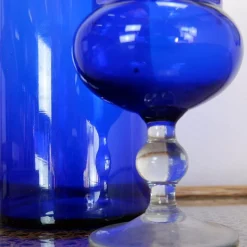 Pamono Cobalt Blue Glass Bottles, Set of 2><noscript><img width=