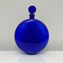 Pamono Cobalt Blue Perfume Bottle by René Lalique><noscript><img width=