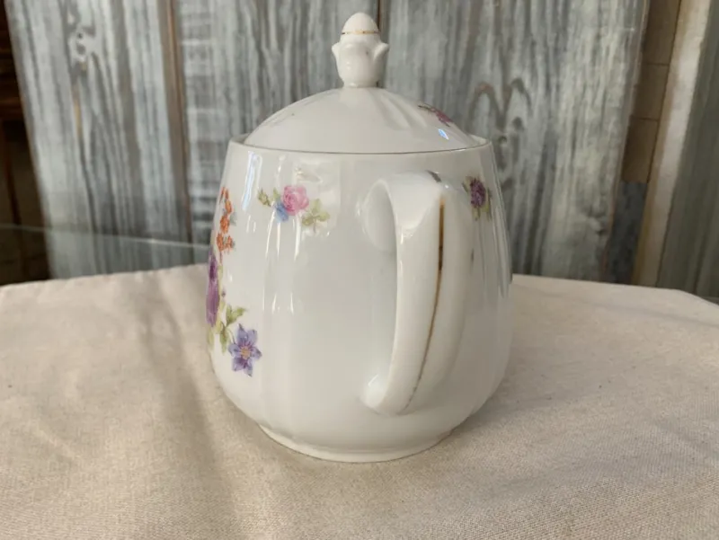Clearance Pamono Coffee or Tea Pot with Pastel Flower Decor by C.T. Karl Tielsch Altwasser, Germany, 1940s
