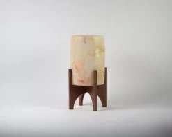 Pamono Comet Classic Amber Table Lamp by Material Lights> Table Lamps