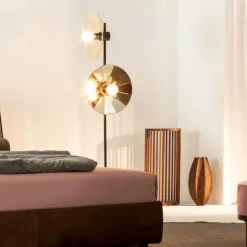 Pamono Cometa Floor Lamp in Gold Fractale by Radar><noscript><img width=