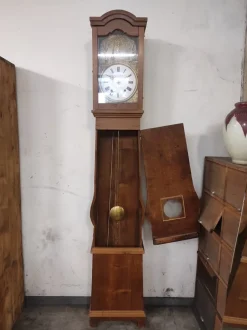 Pamono Comtoise Clock in Fir and Hammered Brass from Befos><noscript><img width=