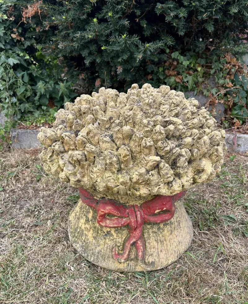 New Pamono Concrete Wheat Sheef Shaped Base Parasol Garden Umbrella, 1960s
