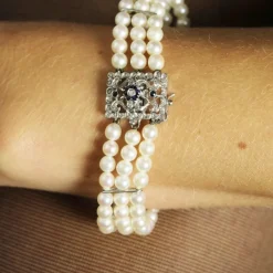 Pamono Cultured Pearl 18 Karat White Gold Sapphire Diamond Clasp 3 Rows Bracelet, 1970s><noscript><img width=