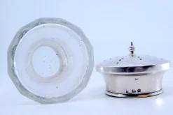 Pamono Cut Glass Salt Shaker with Silver Mushroom-Shaped Lid> Salt & Pepper Shakers