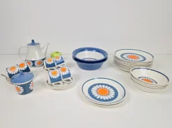 Outlet Pamono Daisy Turi Tableware from Figgjo Flint, Norway, 1960s, Set of 24