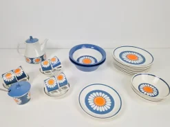 Outlet Pamono Daisy Turi Tableware from Figgjo Flint, Norway, 1960s, Set of 24