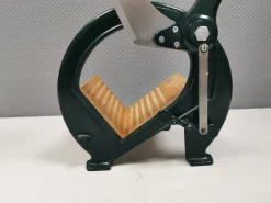 Pamono Danish Dark Green Bread Cutter from Royal Raadvad><noscript><img width=