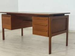 Pamono Danish Desk in Teak by Hennig Kjaernulf><noscript><img width=